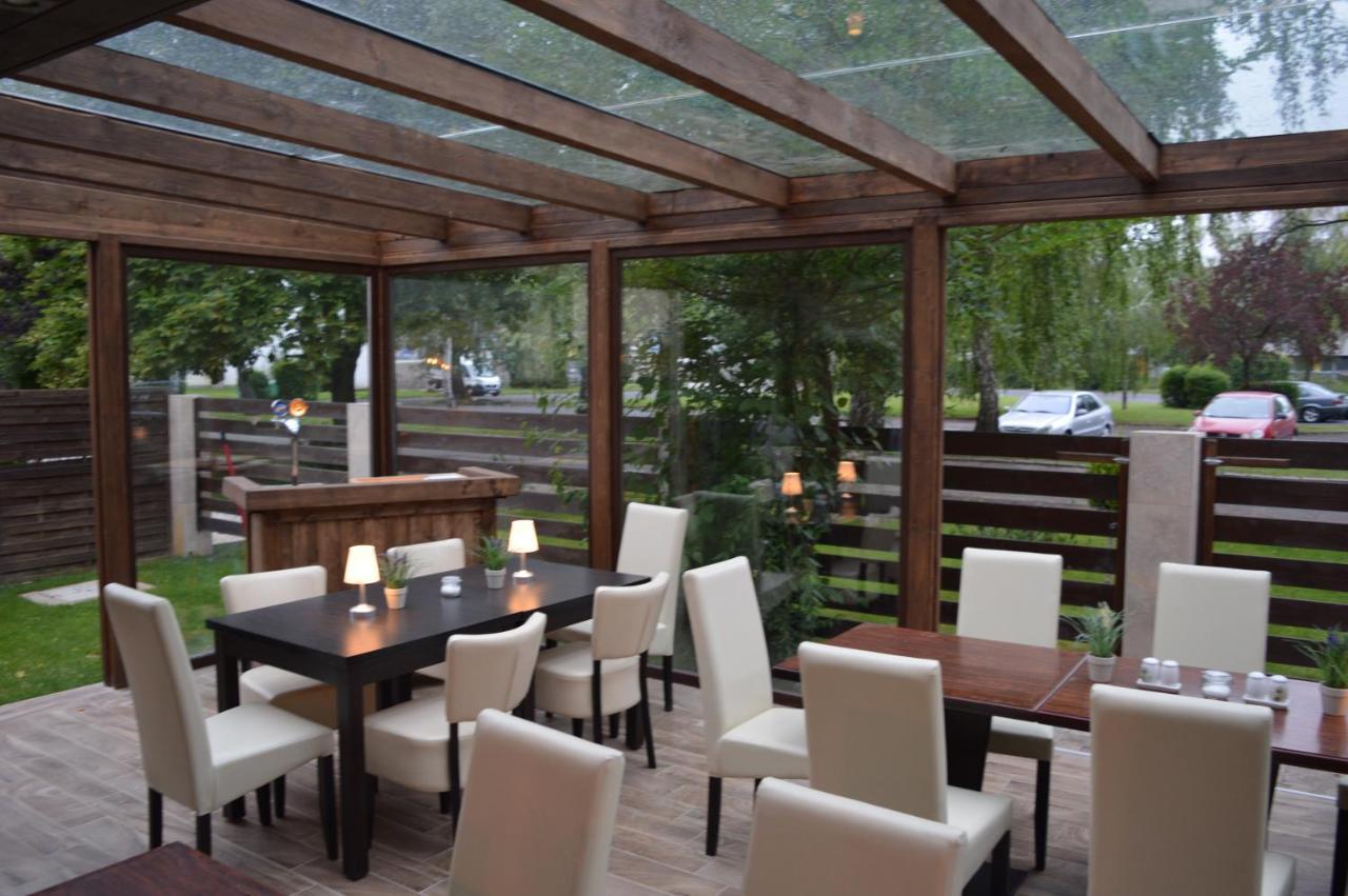 Silver Garden Сиофок Екстериор снимка